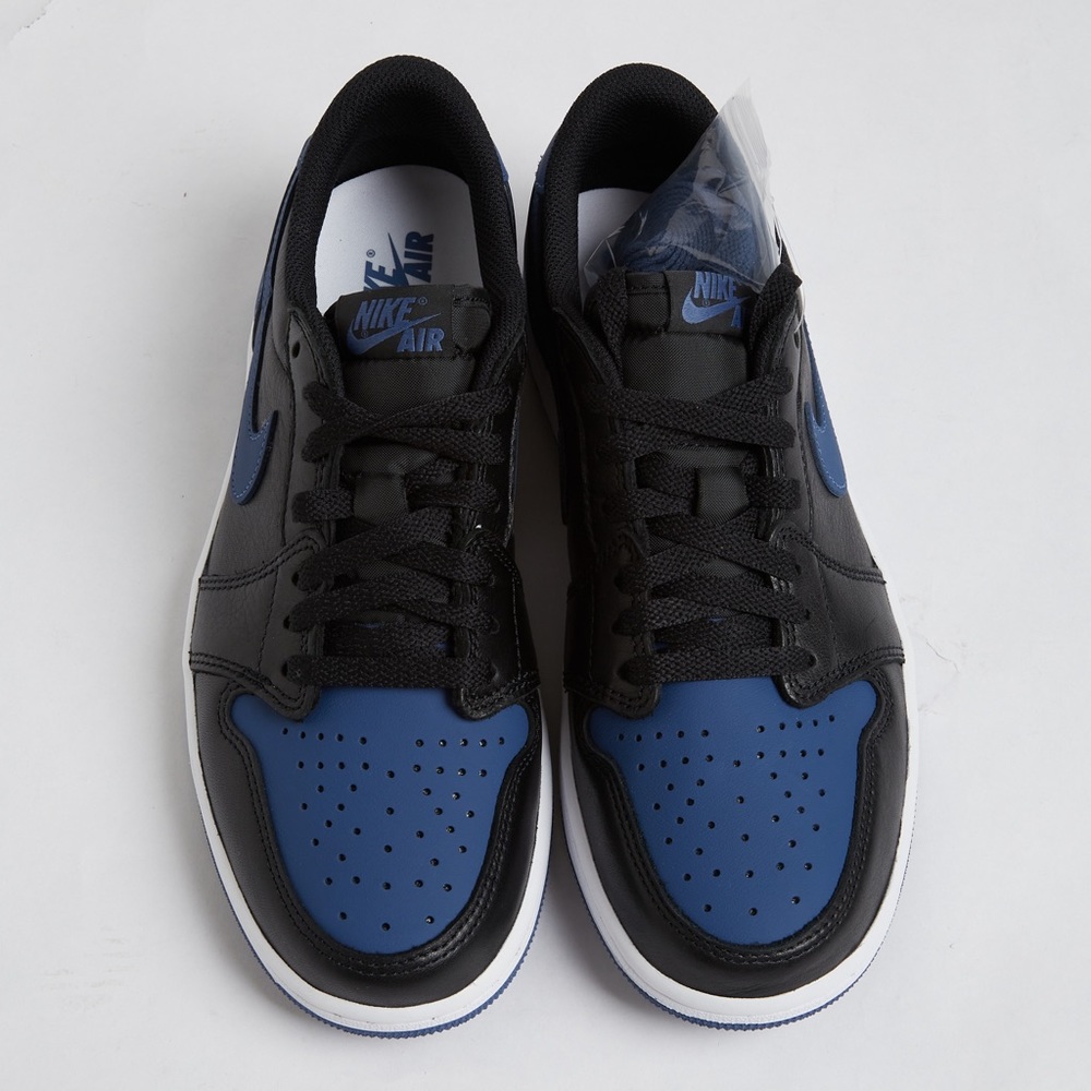 Air Jordan 1 Retro Low OG Men’s Size 8 - Picture 3 of 9